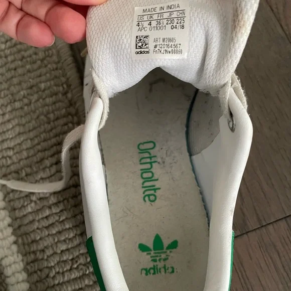 Adidas Stan Smith shoes - Picture 5 of 8